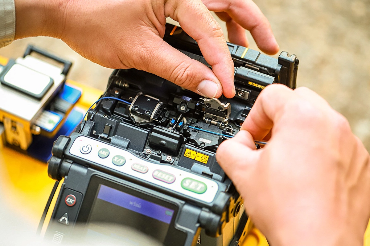 Reasons Fiber Splices Fail After Installation